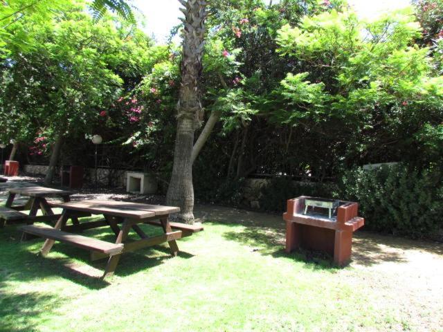 Gma Caesarea Apartment Bagian luar foto