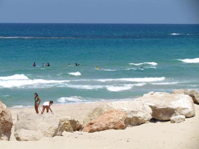 Gma Caesarea Apartment Bagian luar foto