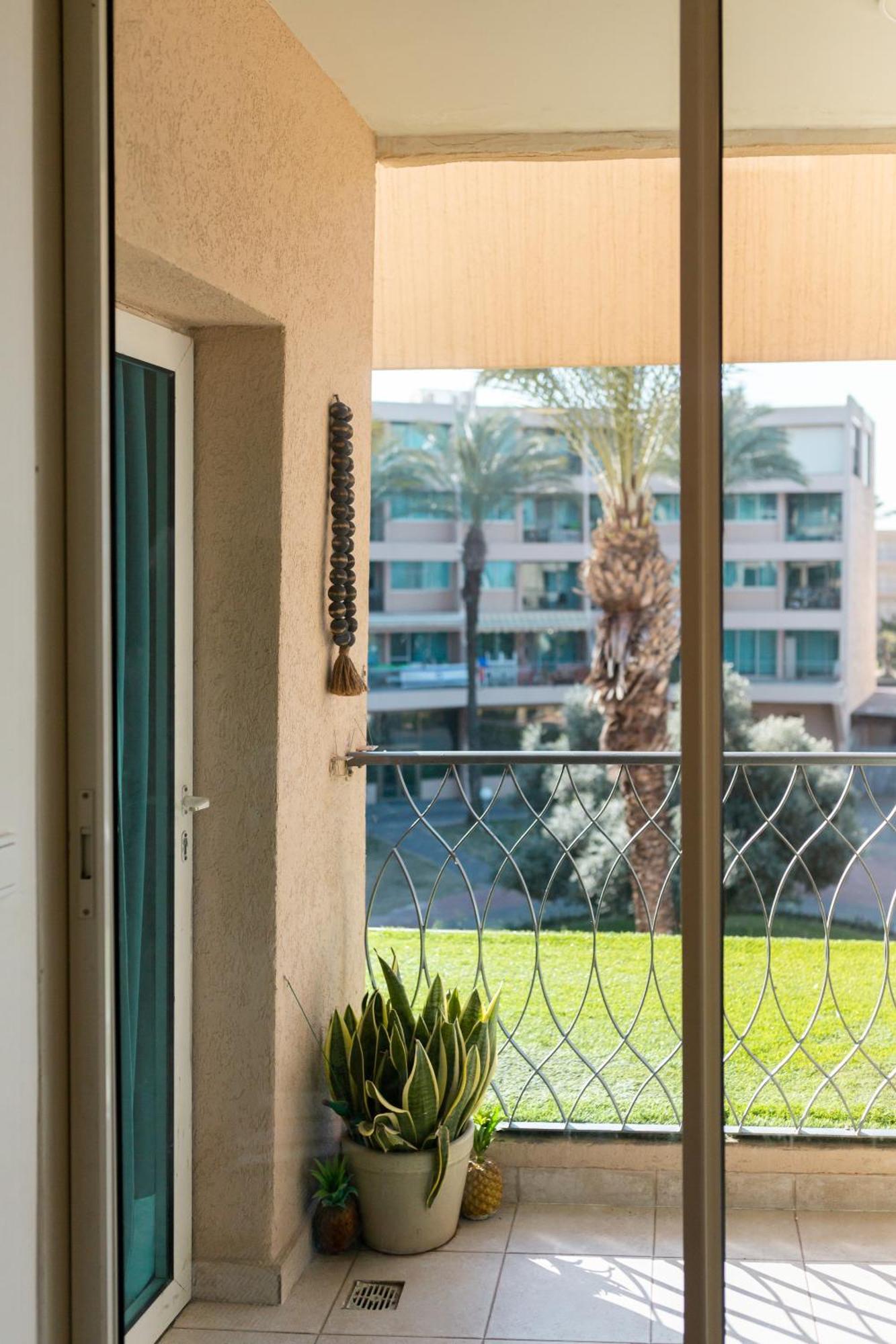 Gma Caesarea Apartment Bagian luar foto