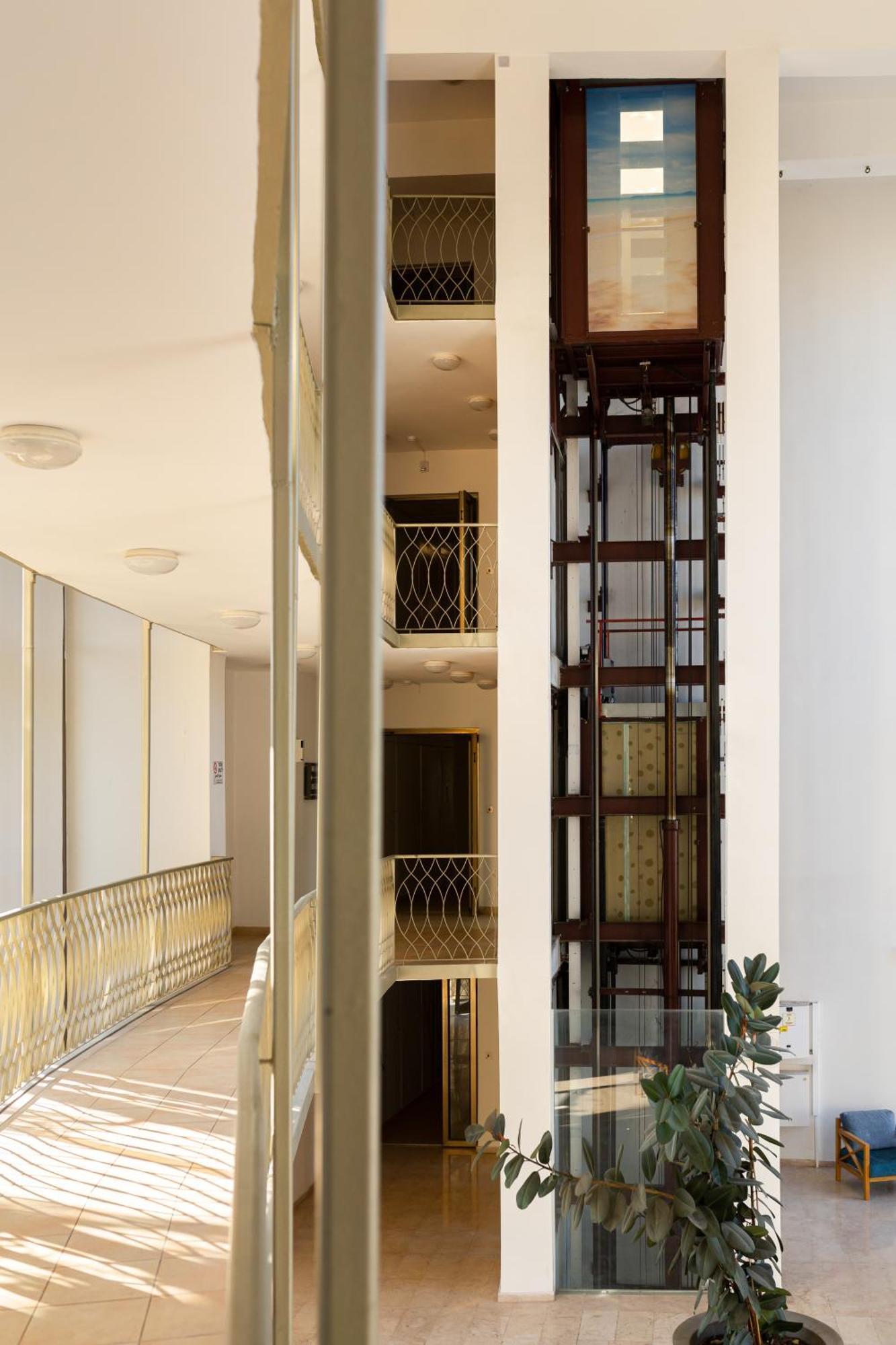 Gma Caesarea Apartment Bagian luar foto